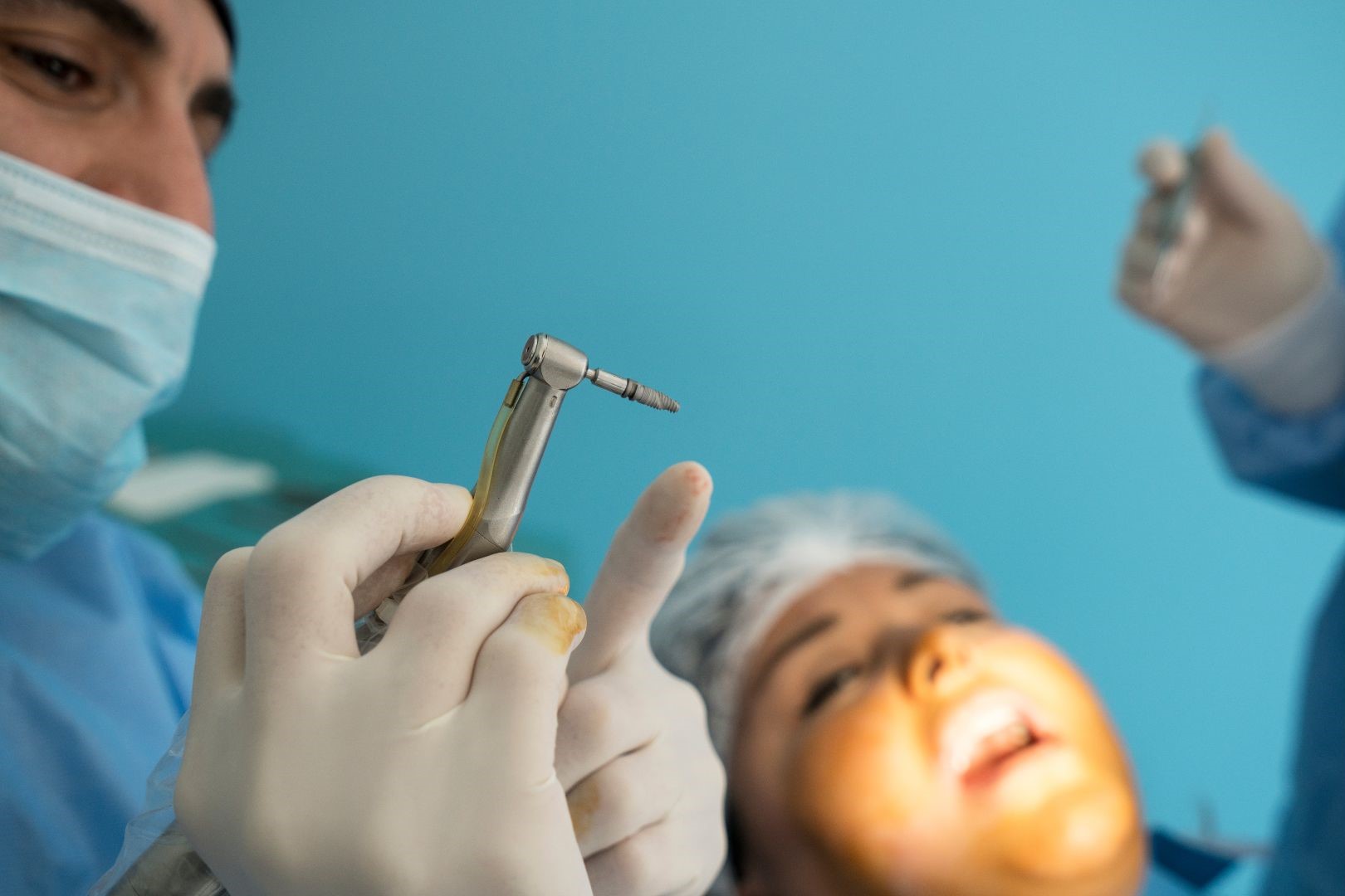Does Dental Implant Surgery Hurt?-turkey